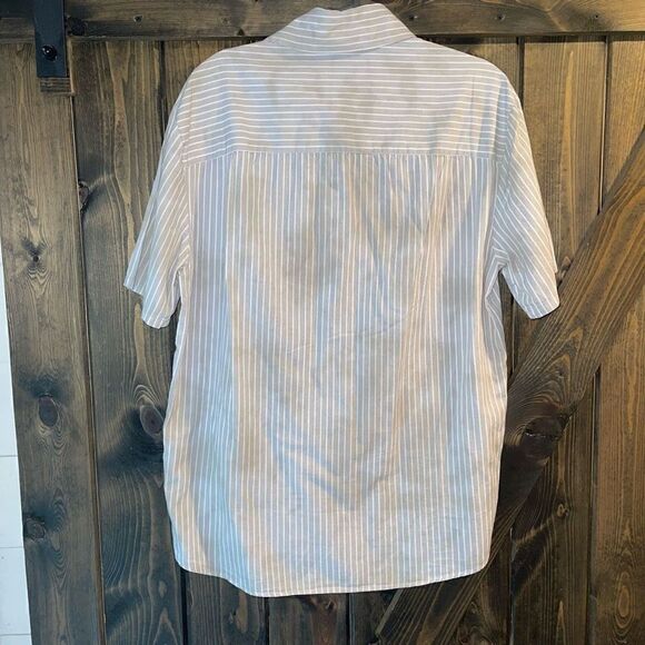 NWOT Hudson Button Down Shirt - Picture 2 of 5